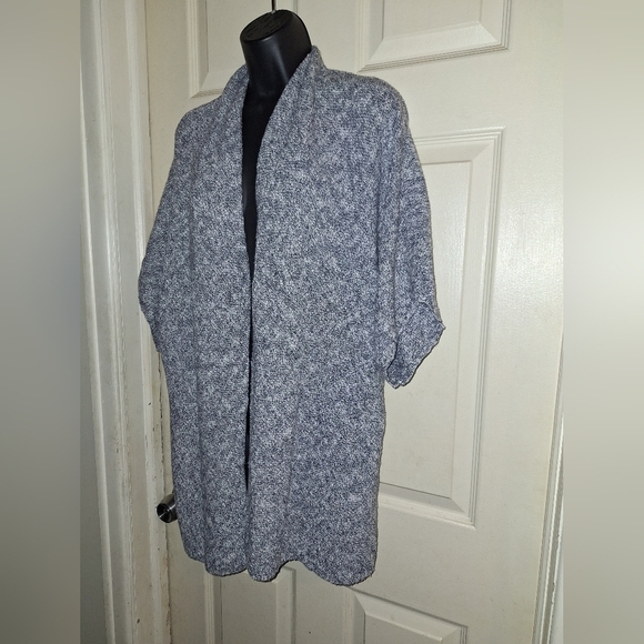 Loft cardigan size medium - Picture 2 of 5